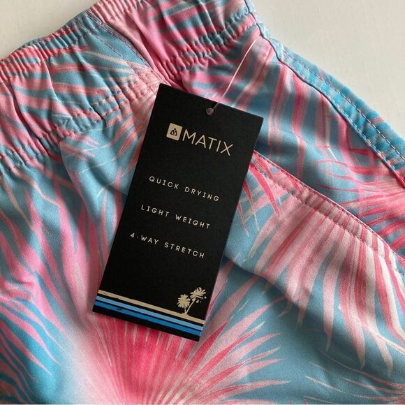 Matix L Performance Hybrid Shorts - Picture 8 of 16